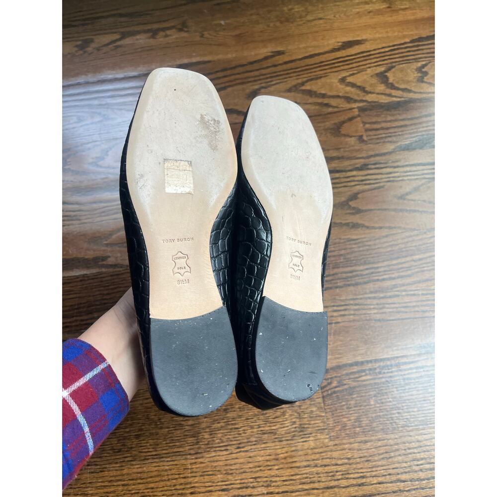 TORY BURCH Croc Embossed Loafer Mule Charm Flats Sz. 8.5 - Picture 4 of 6